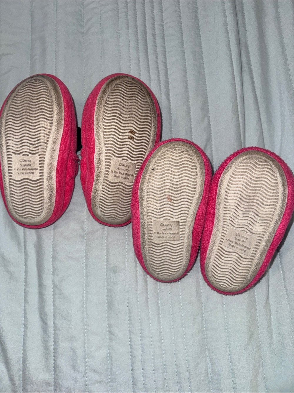 Minnie Mouse Slippers! - Picture 8 of 9